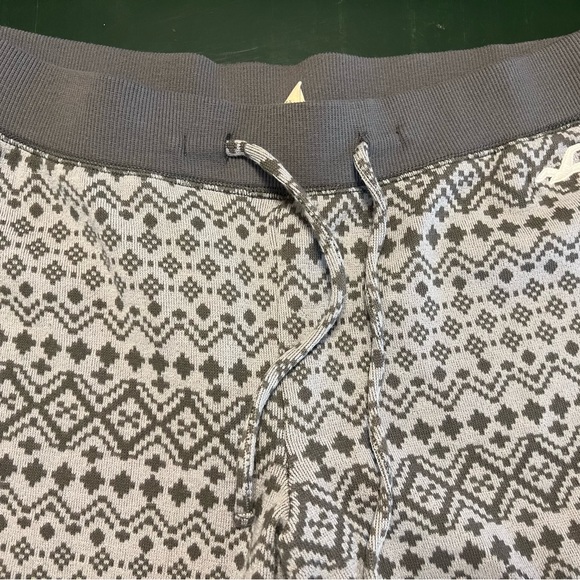 Woman’s PJ Pants Bundle - Picture 4 of 9